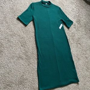NWT Womens Small Old Navy Sweater Short Sleeve Dress in Emerald Green